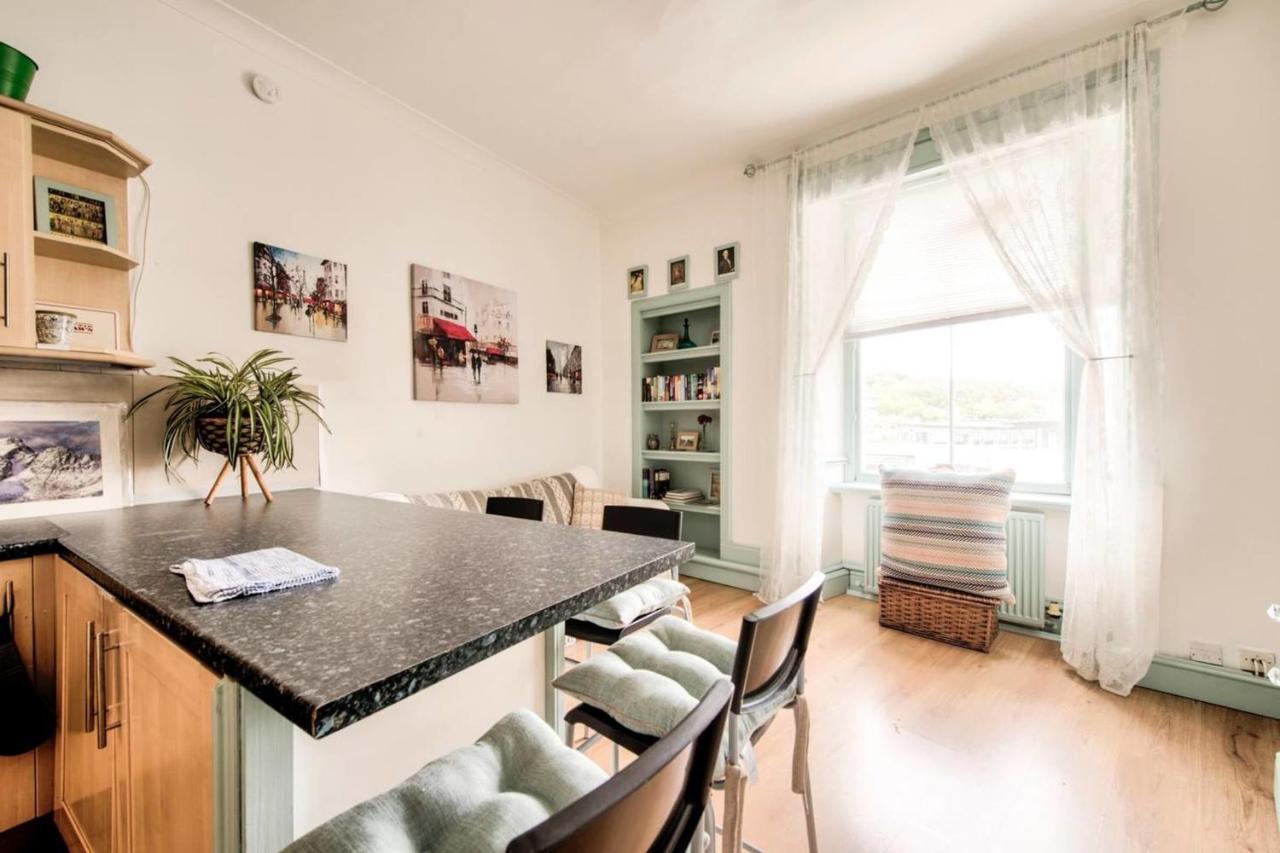 Guestready - Cosy Home 5 Minutes From Waverley! Edinburgh Eksteriør bilde