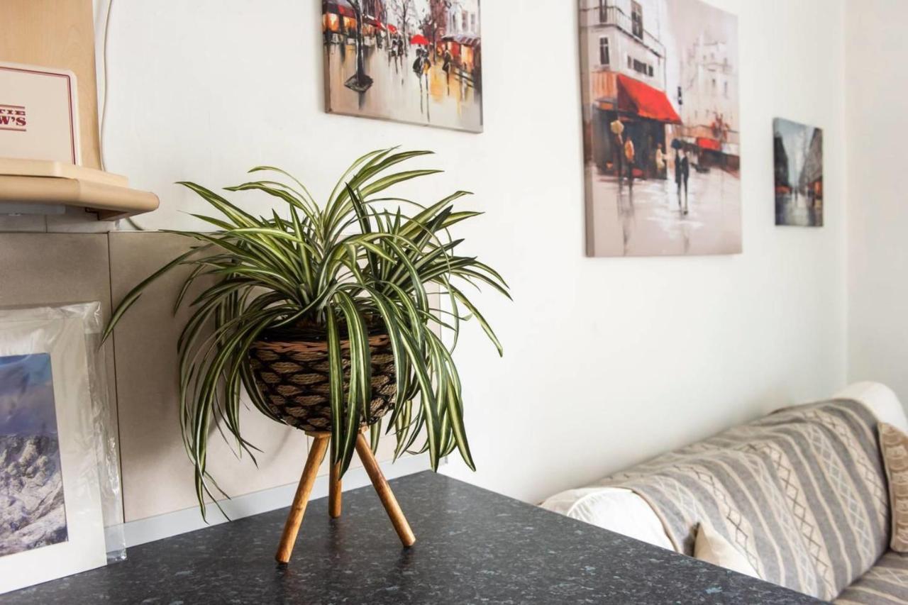 Guestready - Cosy Home 5 Minutes From Waverley! Edinburgh Eksteriør bilde
